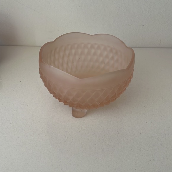 Indiana Glass Pink Satin Diamond Point dish - Picture 3 of 8